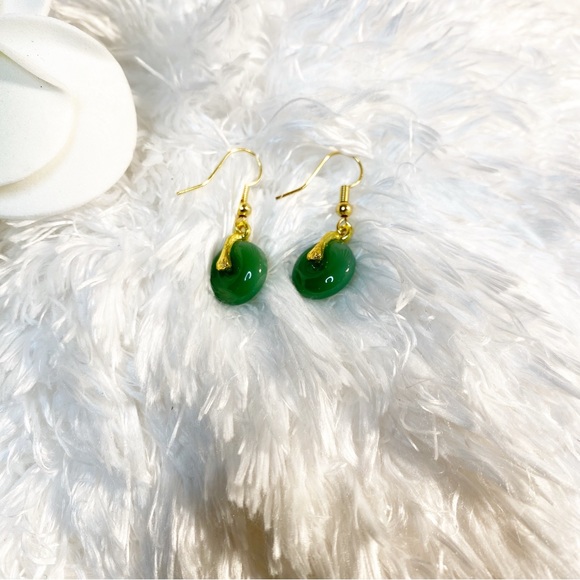 Hand Crafted Earrings Jade drop earrings - Picture 2 of 2